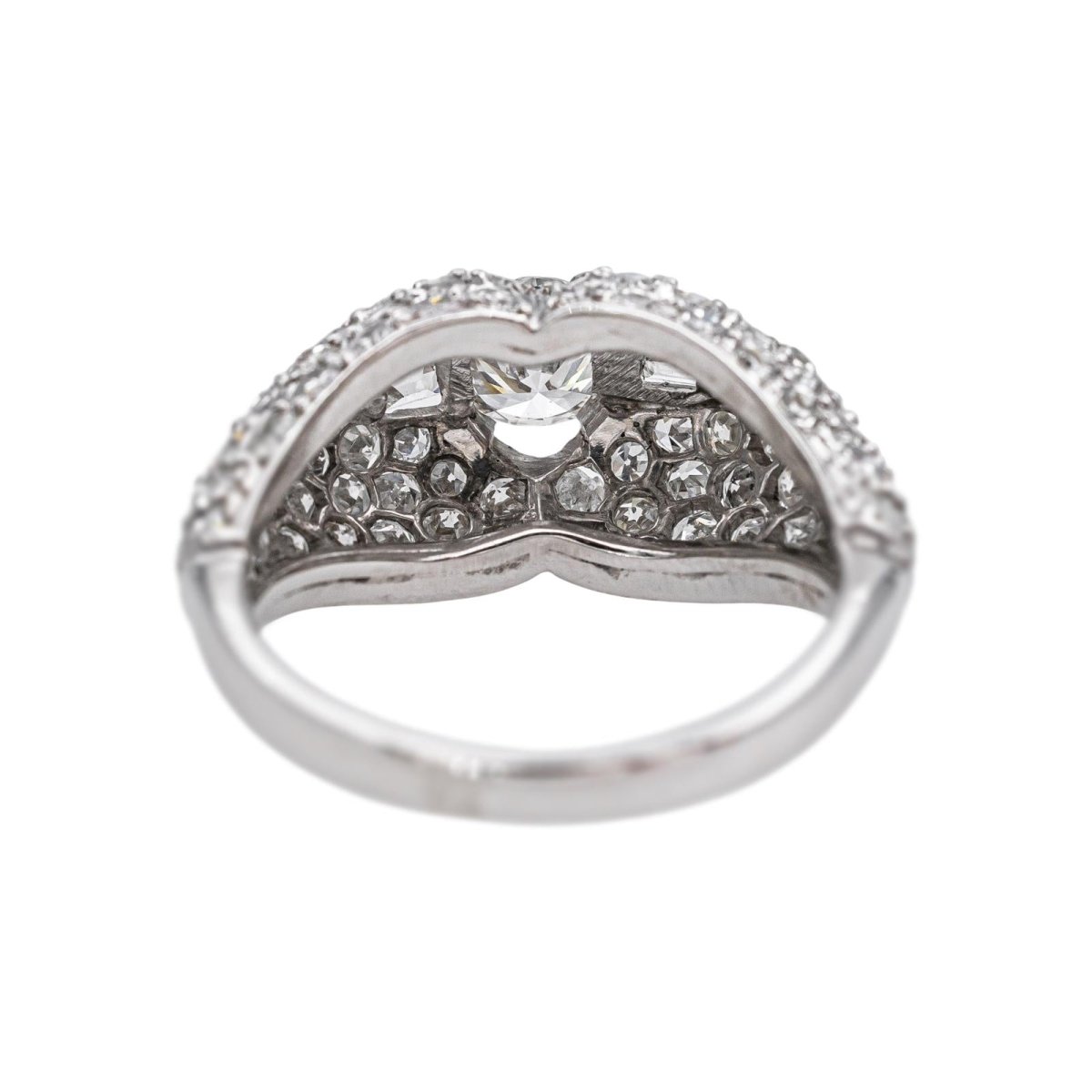 Bague Dôme en platine et diamant - Castafiore