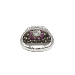 Bague Dôme en platine, rubis et diamant - Castafiore