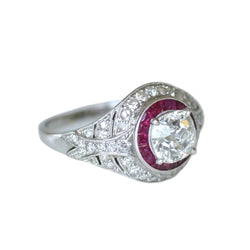 Bague Dôme en platine, rubis et diamants - Castafiore