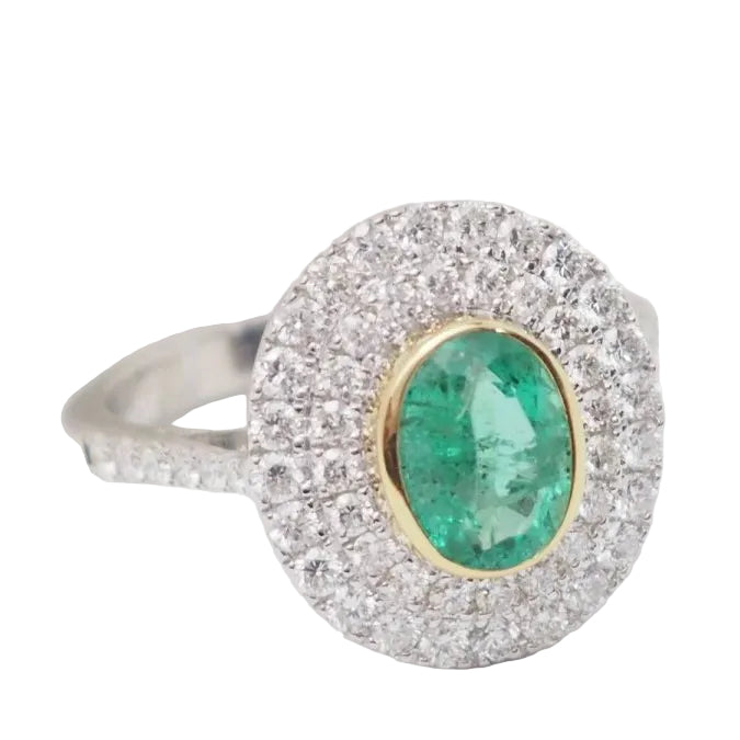 Bague double entourage en or bicolore, émeraude ovale et diamants - Castafiore
