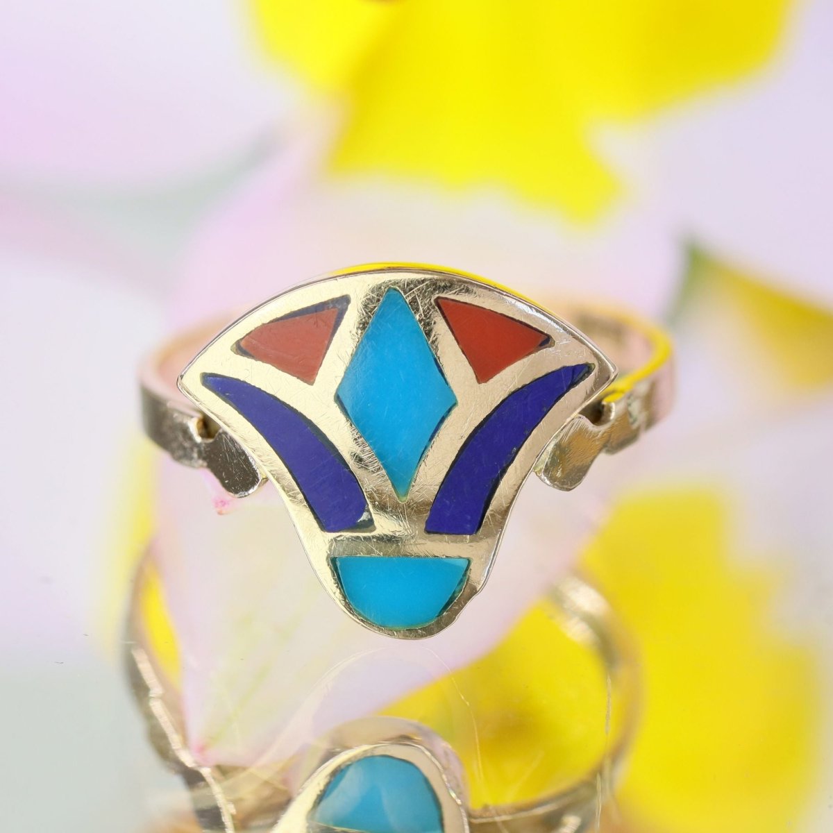 Bague égyptienne en or jaune et émail - Castafiore