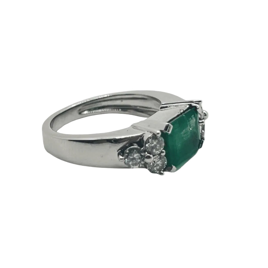 Bague ÉMERAUDE 2,40 ct et diamants en or blanc - Castafiore