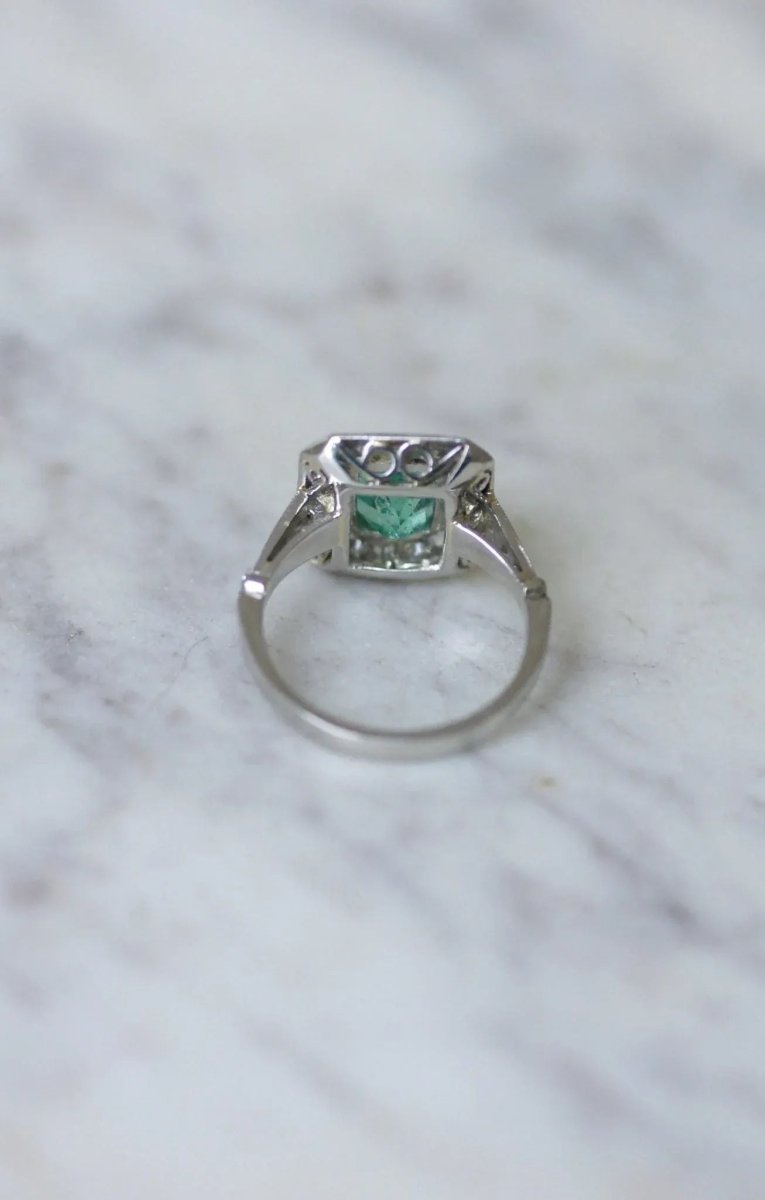 Bague Émeraude Colombienne 2.00 Cts et Diamants Style Art Déco - Castafiore