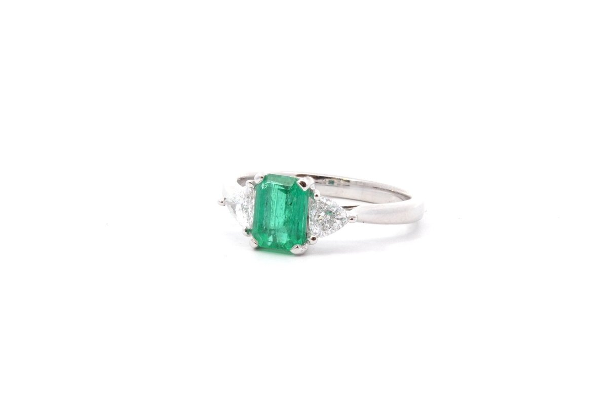 Bague émeraude et diamants en or blanc 18k - Castafiore