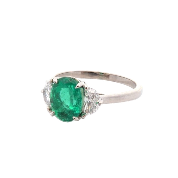 Bague Émeraude et diamants en platine - Castafiore