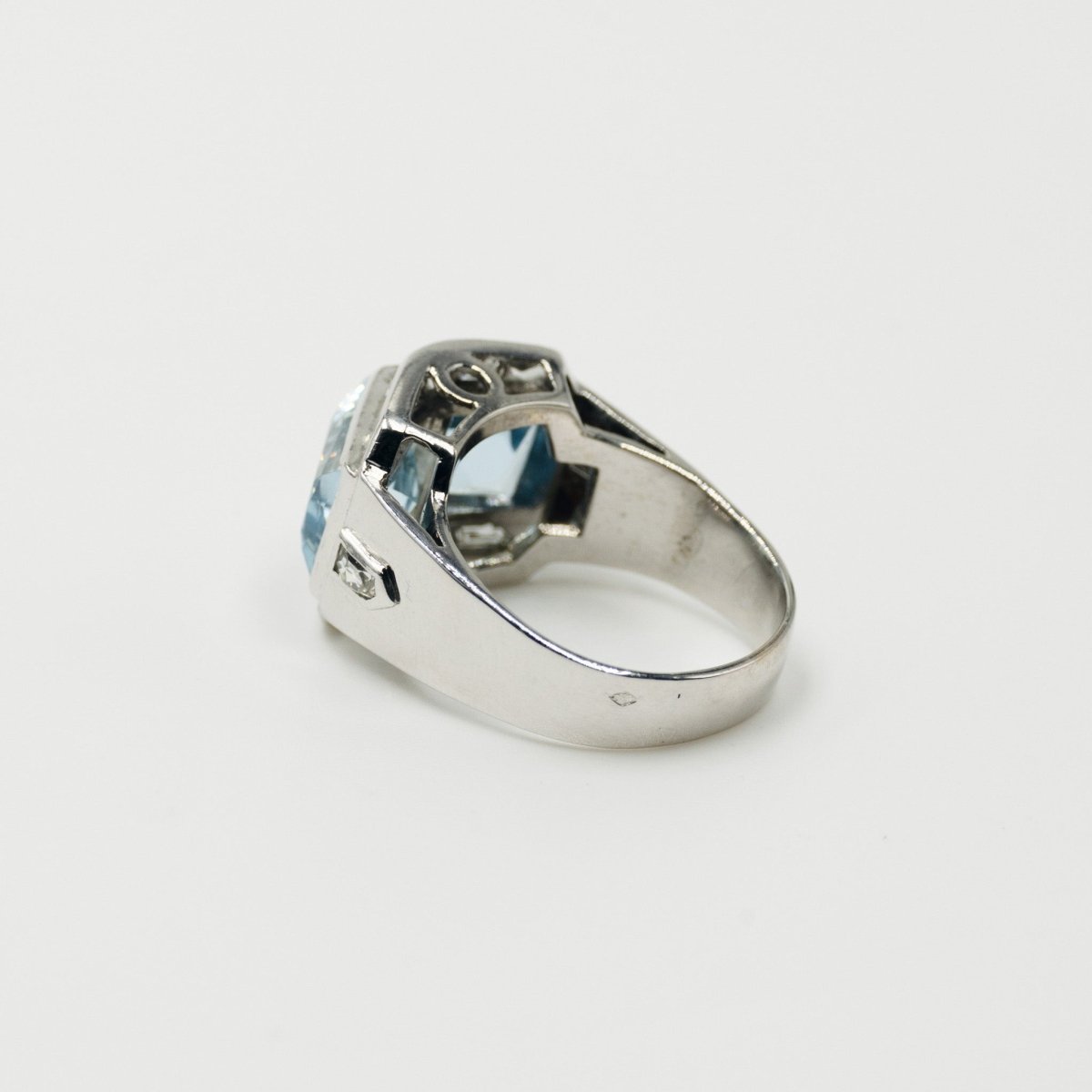 Bague en aigue - marine - Castafiore