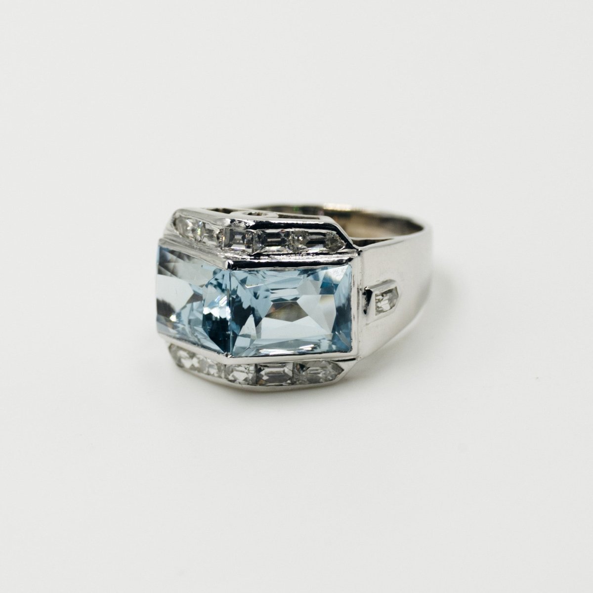 Bague en aigue - marine - Castafiore
