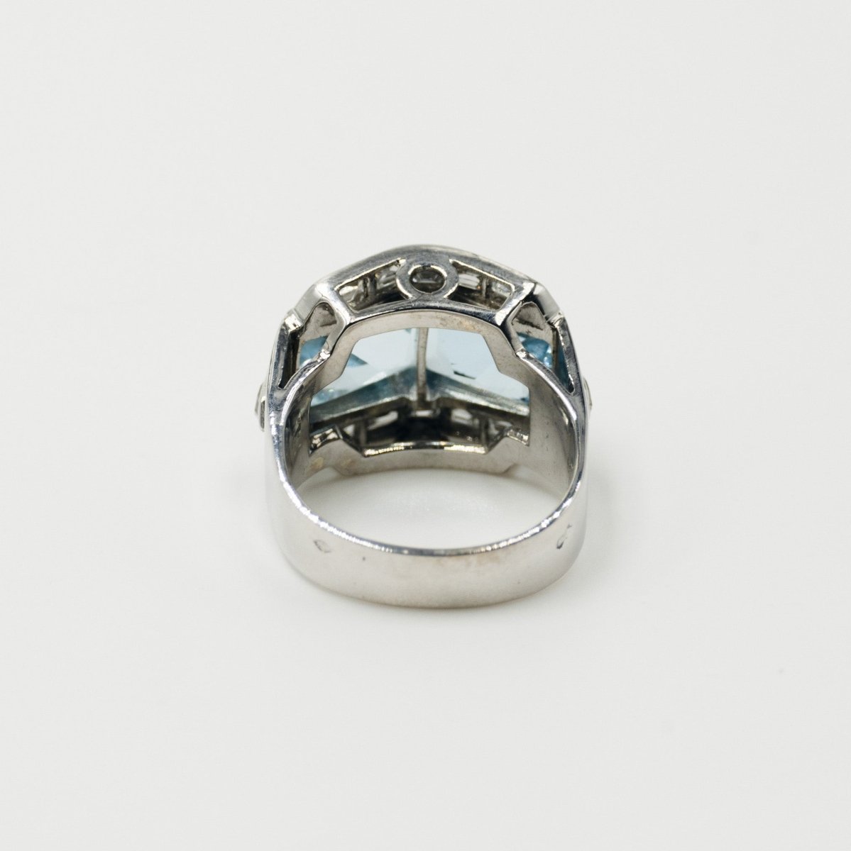 Bague en aigue - marine - Castafiore