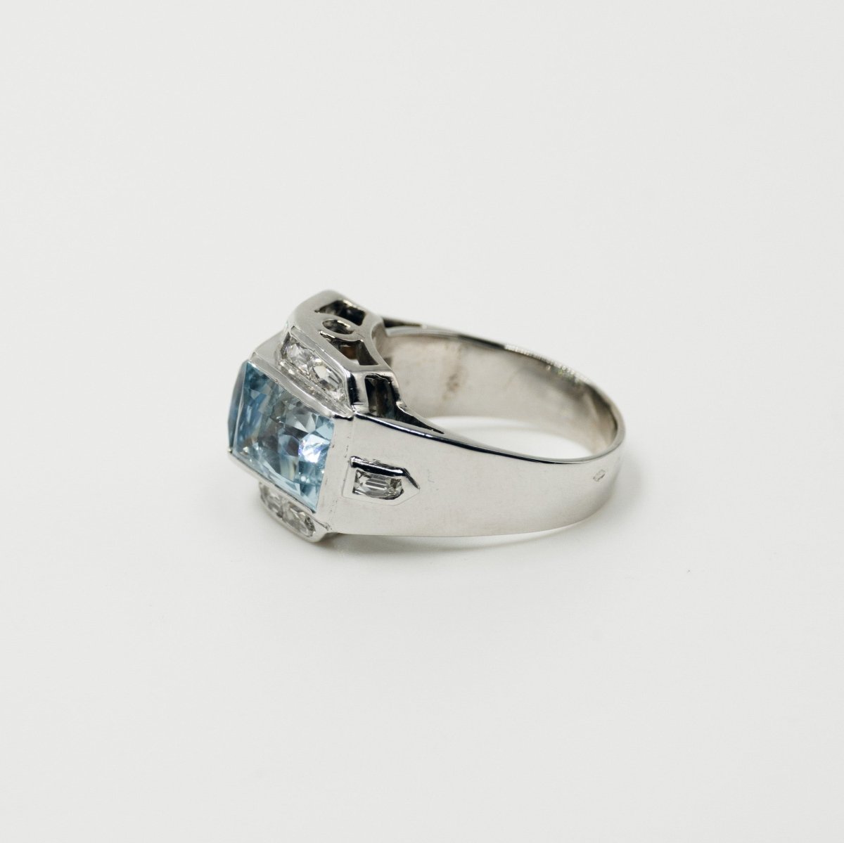 Bague en aigue - marine - Castafiore