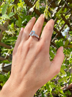 Bague en or avec aigue - marine et diamant de 2,5 carats - Castafiore