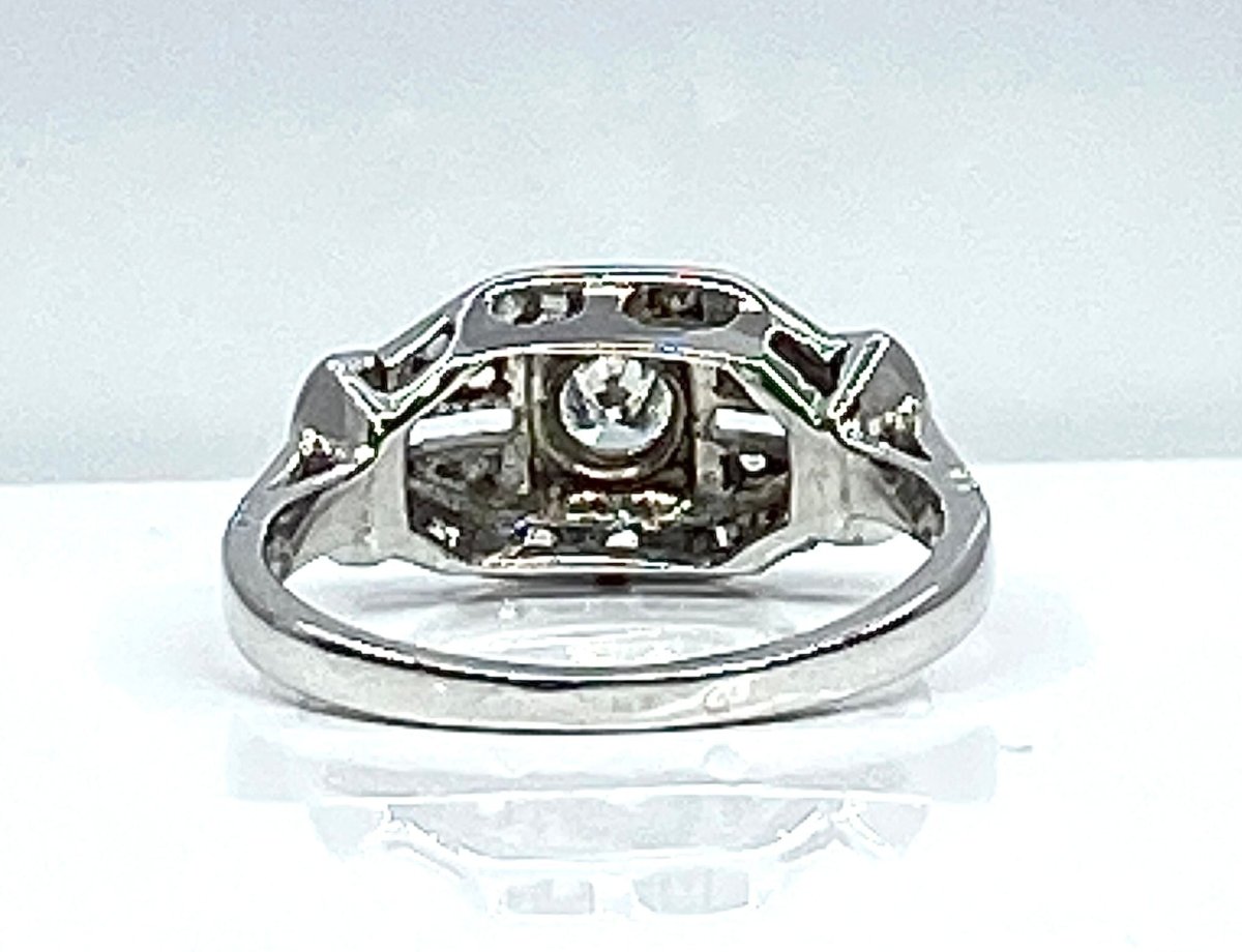 Bague en or blanc 18 carats et diamants Art Deco - Castafiore