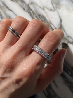 Bague en or blanc 18k sertie de 5 fleurs en diamants - Castafiore