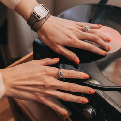 Bague en or blanc, aigue marine et diamants - Castafiore