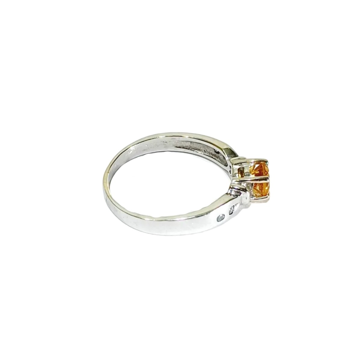 Bague en or blanc, citrine, et diamants - Castafiore