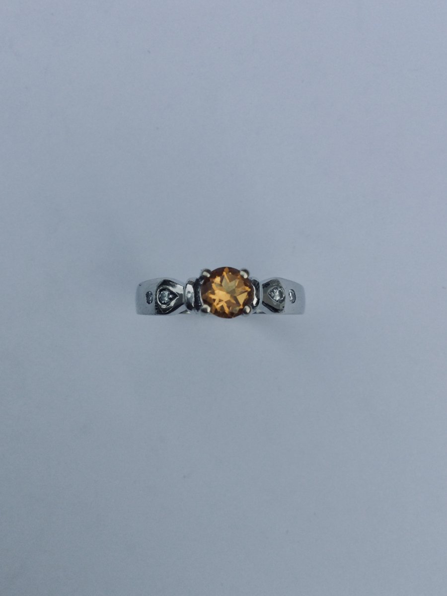 Bague En Or Blanc Diamants Et Citrine - Castafiore