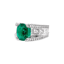 Bague en or blanc, émeraude et diamants - Castafiore