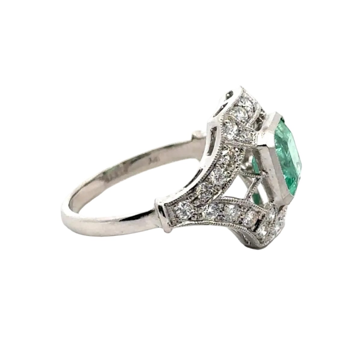 Bague en or blanc, émeraude et diamants - Castafiore