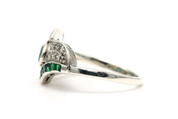 Bague en or blanc, émeraudes et diamants - Castafiore