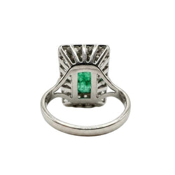 Bague en or blanc, émeraudes et diamants - Castafiore