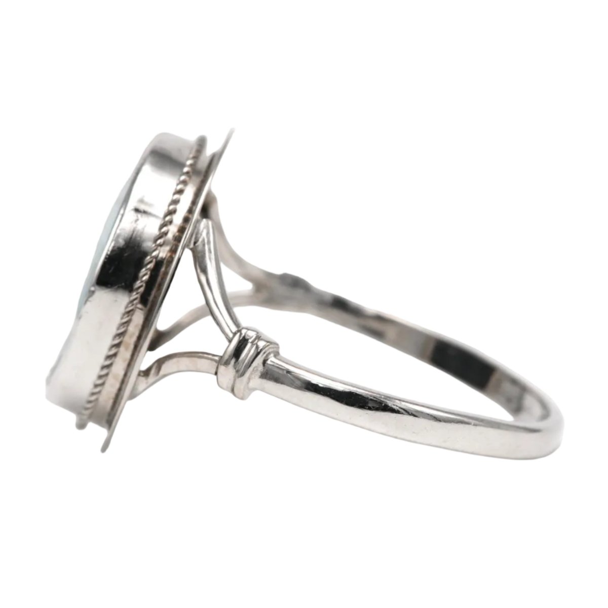 Bague en or blanc et agate - Castafiore