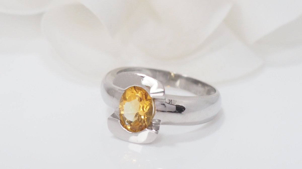 Bague en or blanc et citrine - Castafiore