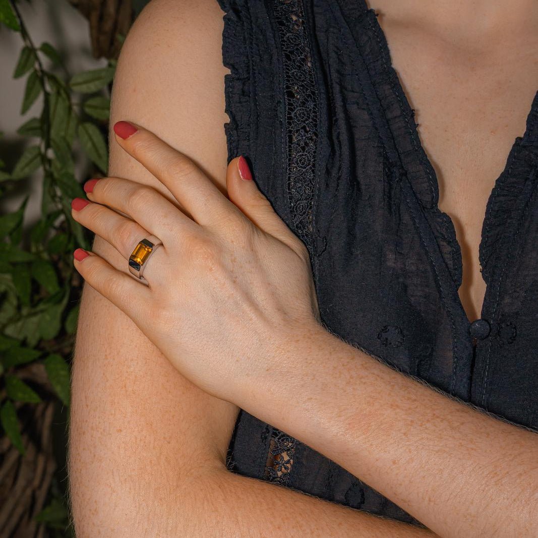 Bague en or blanc et citrine - Castafiore