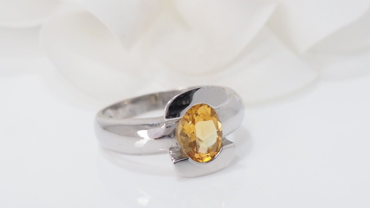 Bague en or blanc et citrine - Castafiore