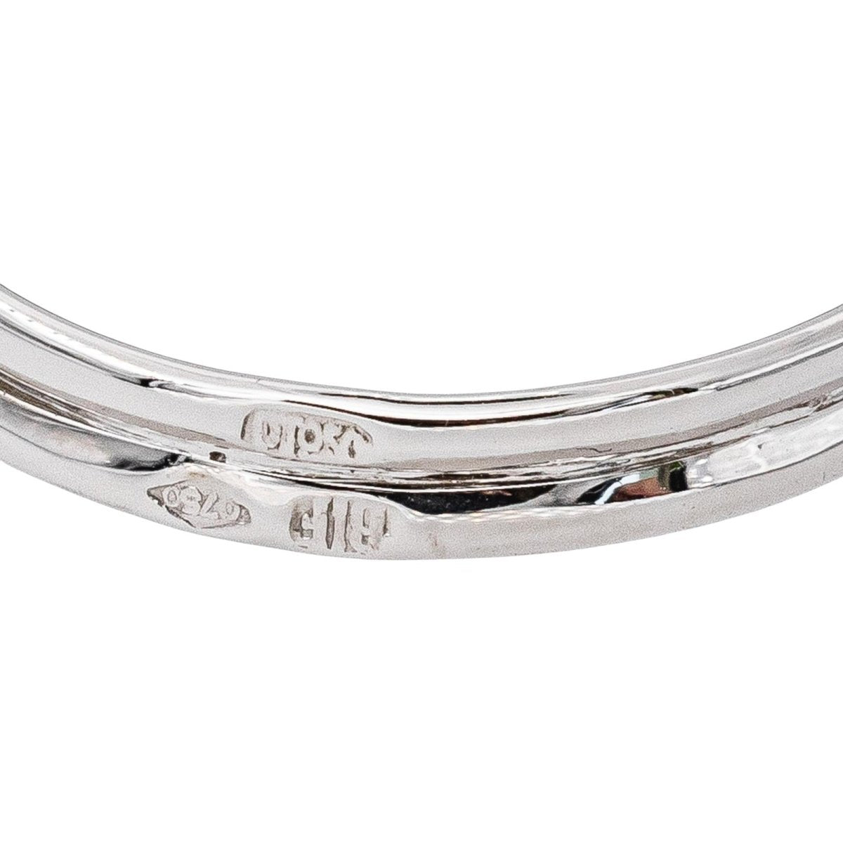Bague en or blanc et diamants - Castafiore