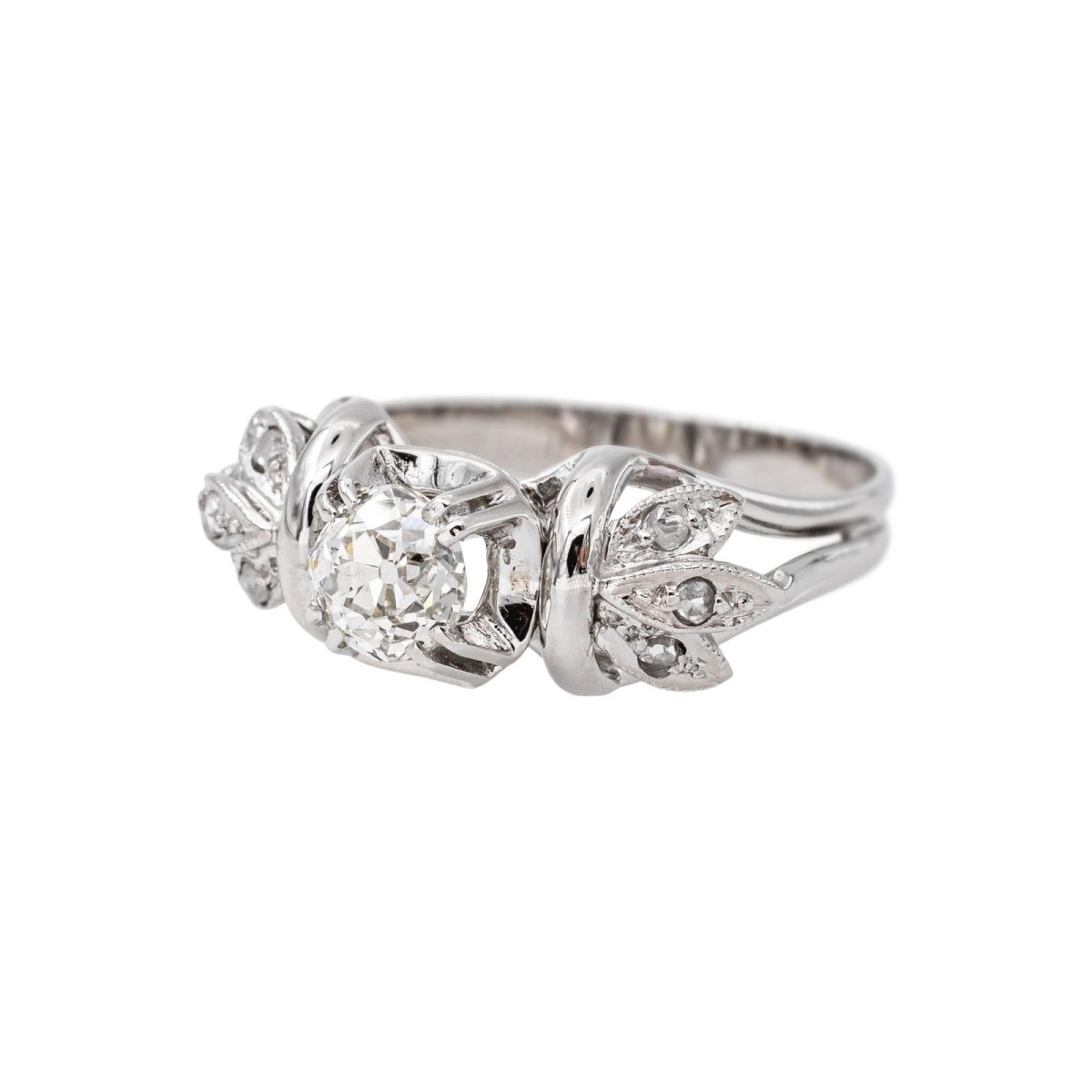 Bague en or blanc et diamants - Castafiore