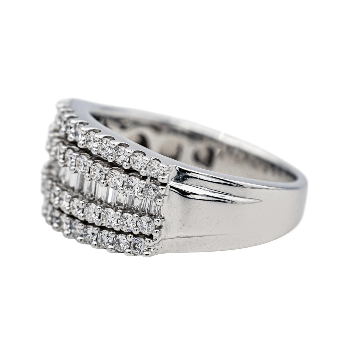 Bague en or blanc et diamants - Castafiore