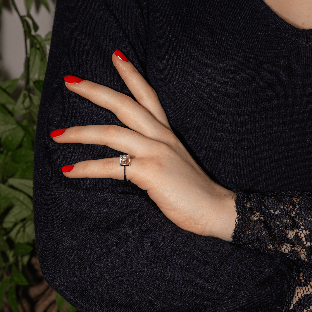 Bague en or blanc et diamants - Castafiore