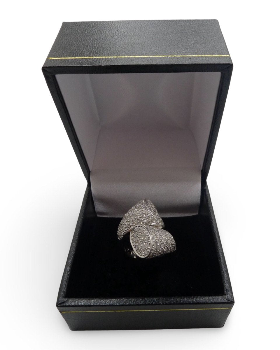 Bague en or blanc et diamants - Castafiore