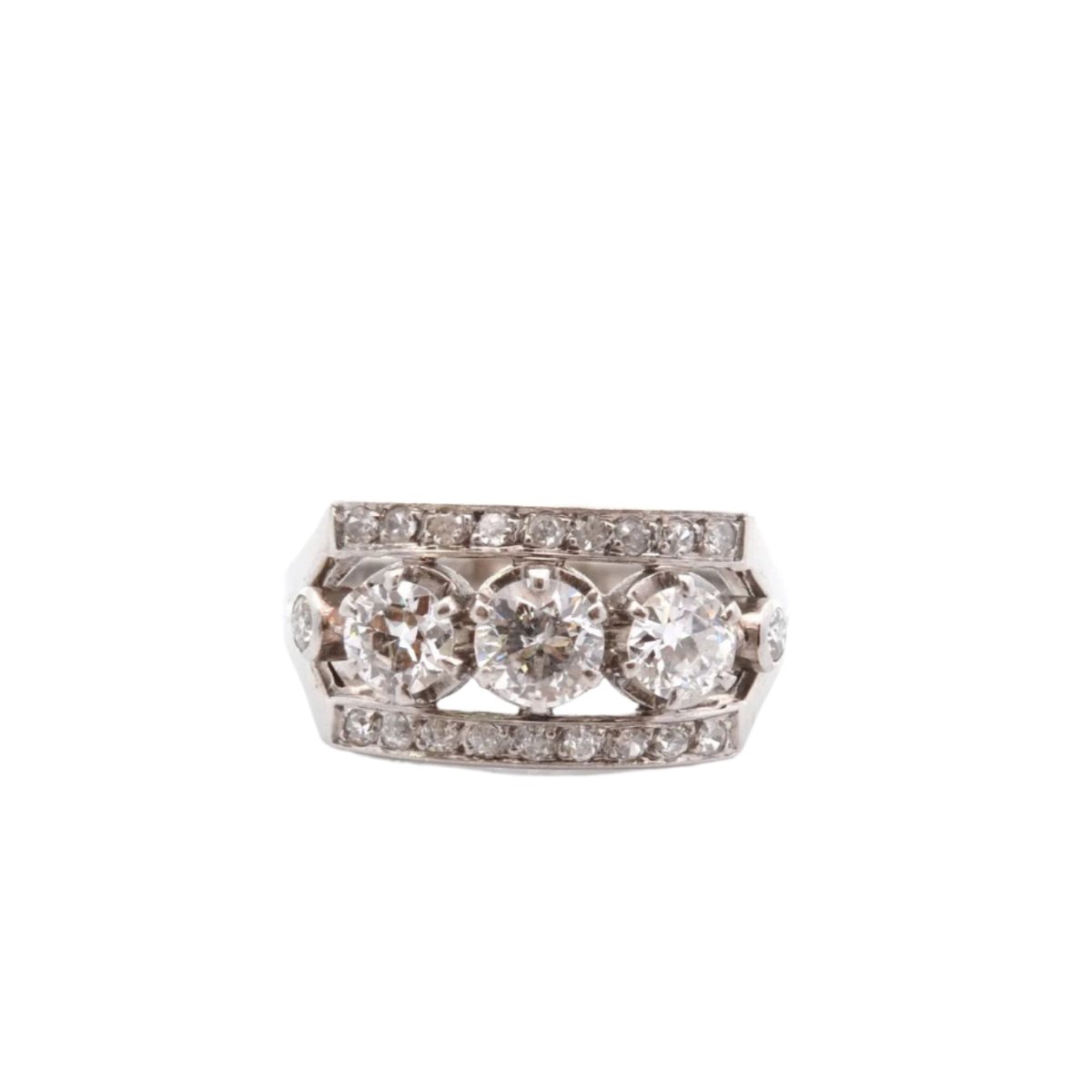 Bague en or blanc et diamants - Castafiore