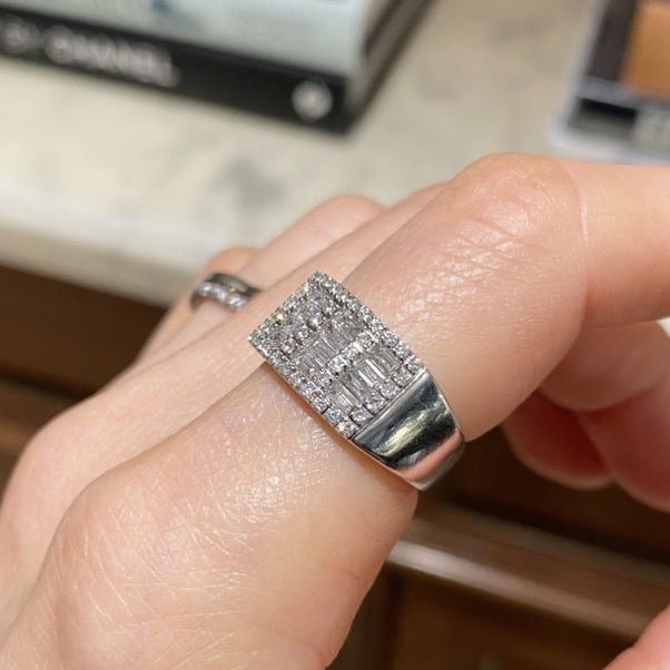 Bague en or blanc et diamants - Castafiore