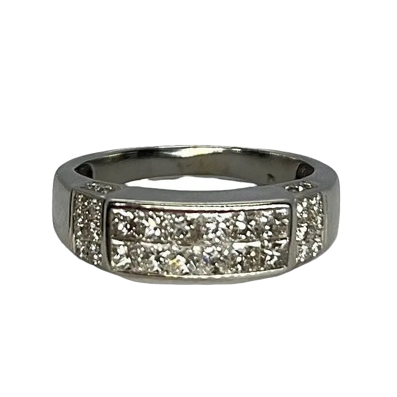 Bague en or blanc et diamants - Castafiore