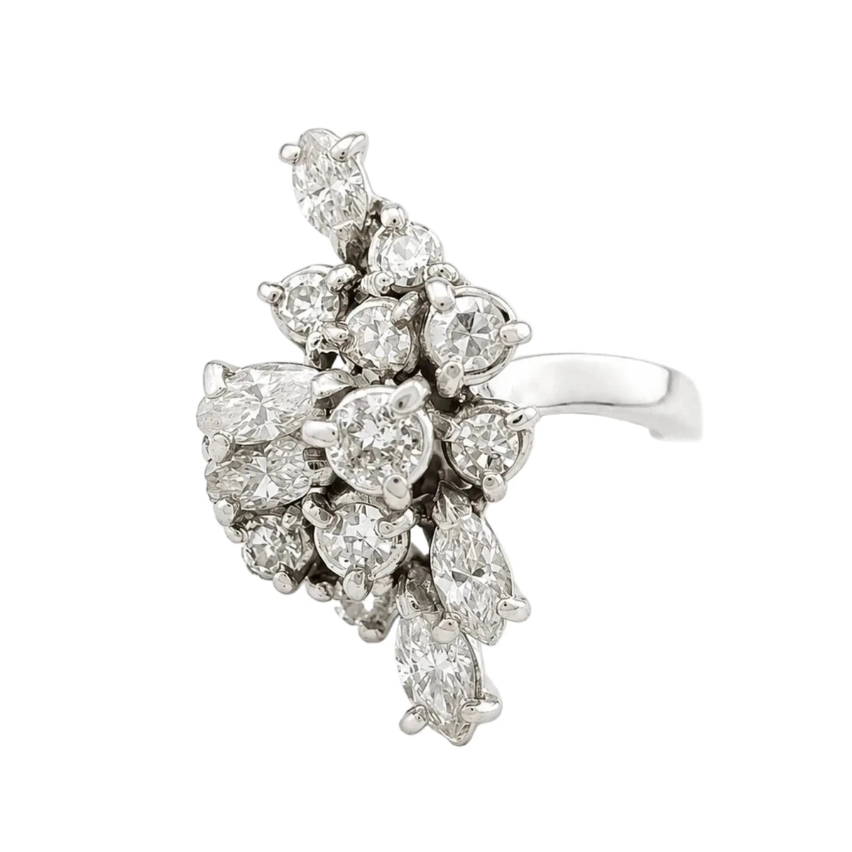 Bague en or blanc et diamants - Castafiore