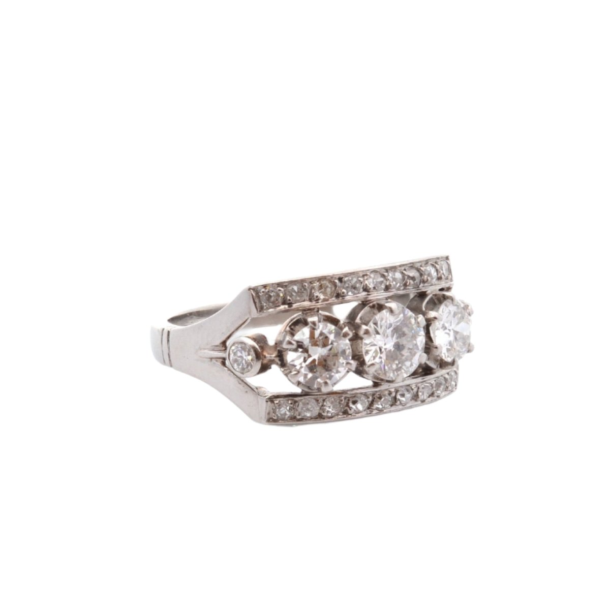 Bague en or blanc et diamants - Castafiore