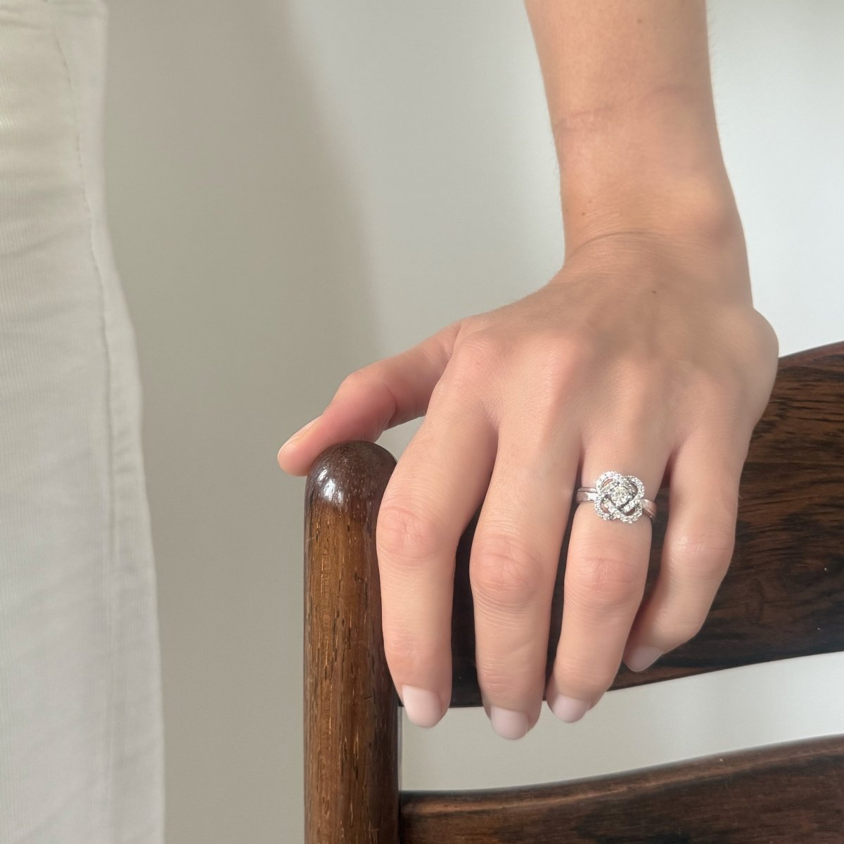 Bague en or blanc et diamants - Castafiore
