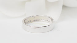 Bague en or blanc et diamants - Castafiore