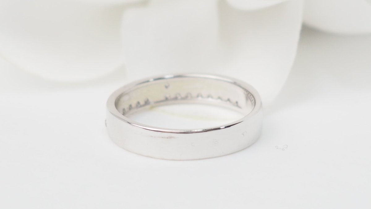 Bague en or blanc et diamants - Castafiore