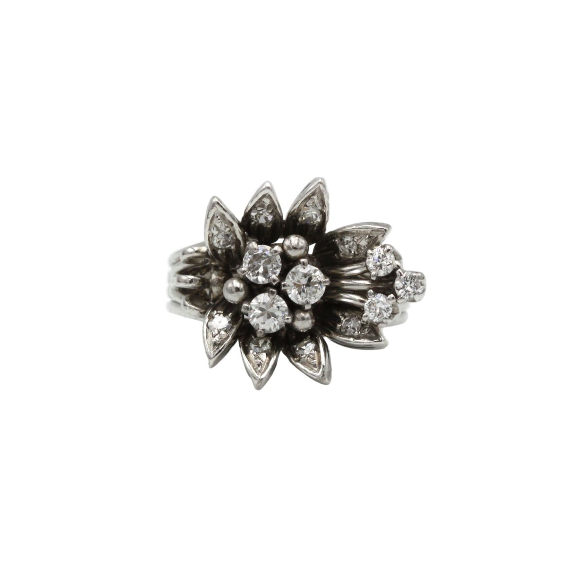 Bague en or blanc et diamants - Castafiore