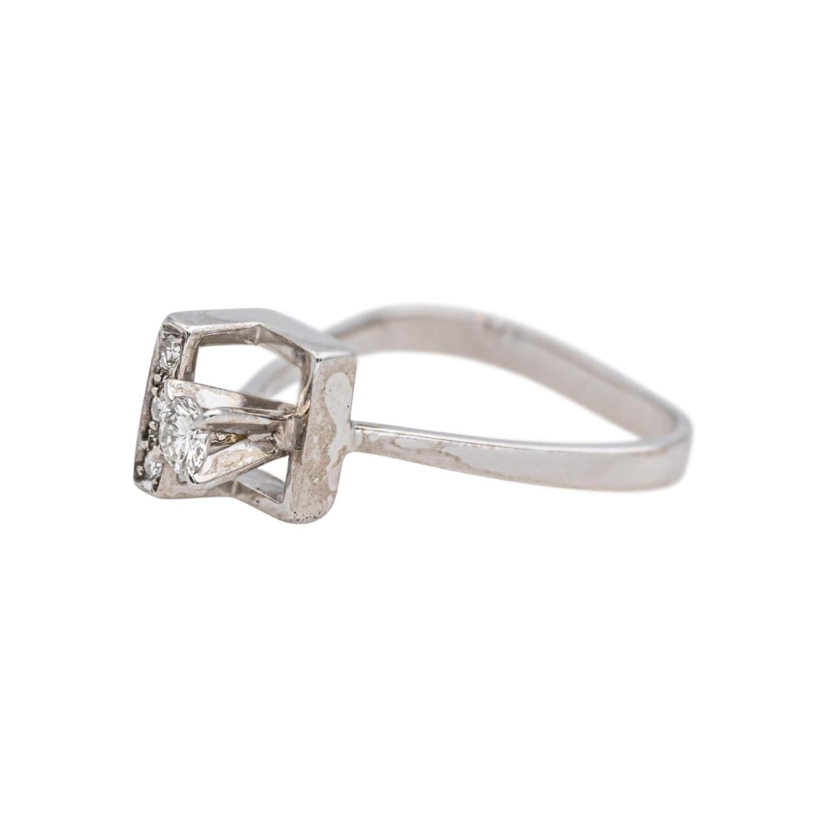 Bague en or blanc et diamants - Castafiore