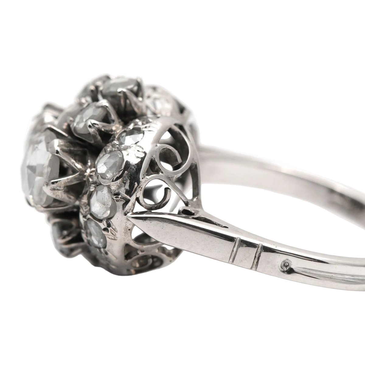 Bague en or blanc et diamants - Castafiore