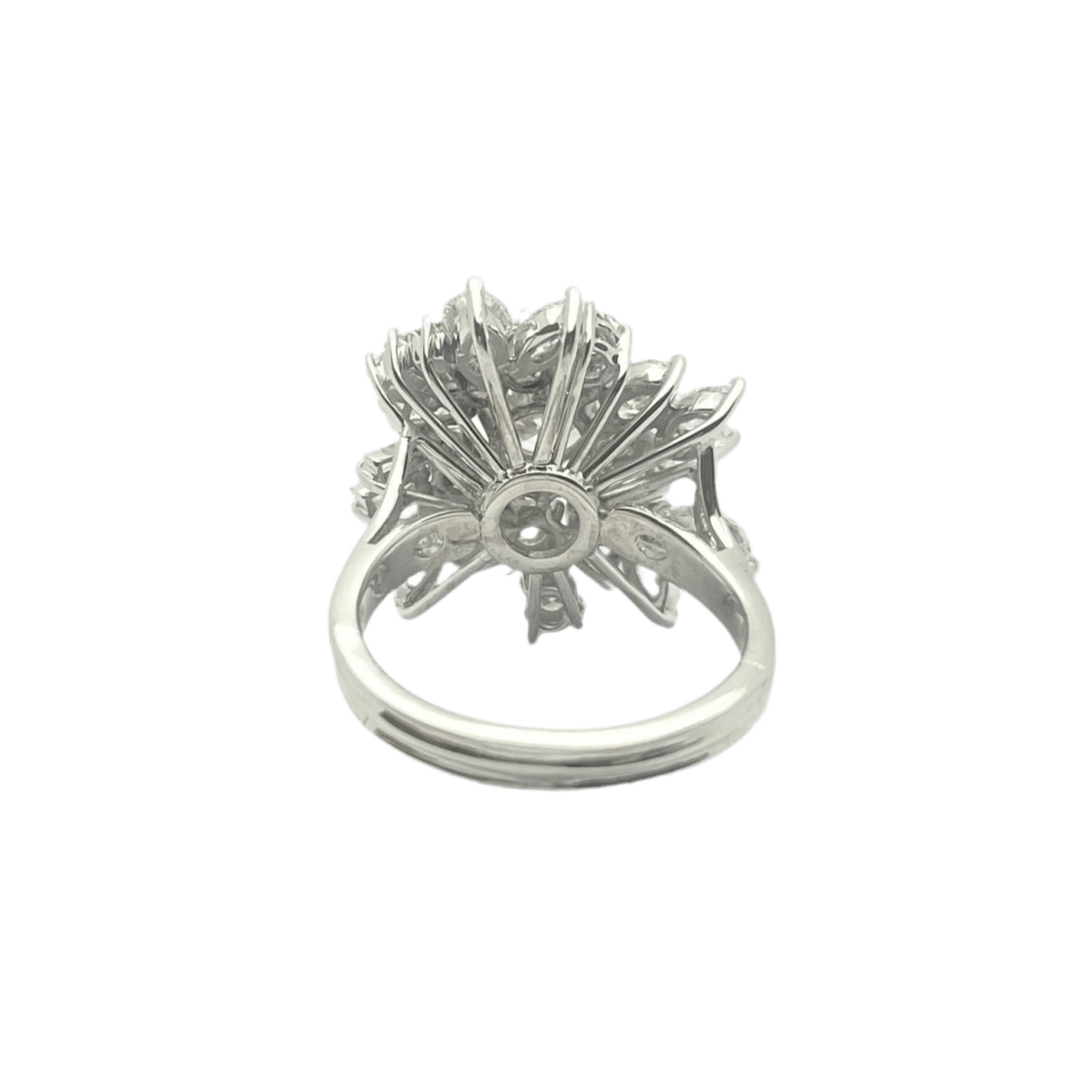 Bague en or blanc et diamants - Castafiore