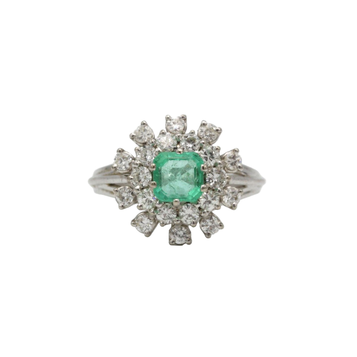 Bague en or blanc et diamants émeraude - Castafiore