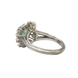 Bague en or blanc et diamants émeraude - Castafiore