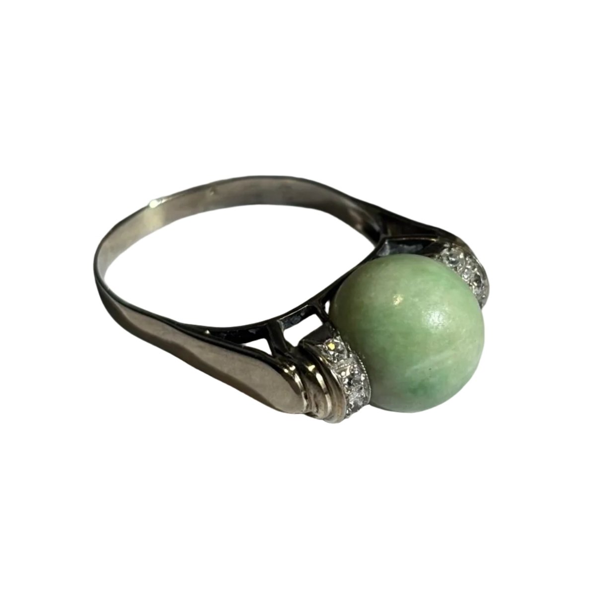 Bague en or blanc, jade et diamants - Castafiore