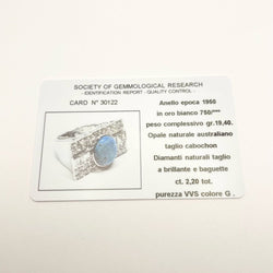 Bague en or blanc, opale et diamants - Castafiore