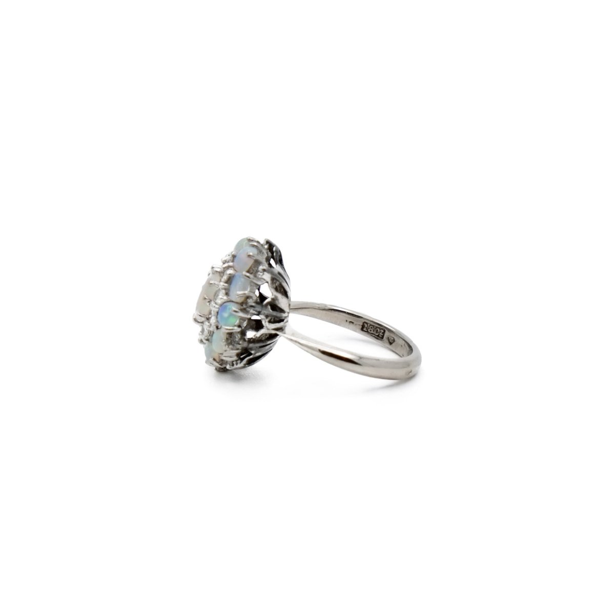Bague en or blanc, opales et diamants - Castafiore