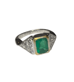 Bague en or blanc, or jaune, émeraude et diamants - Castafiore